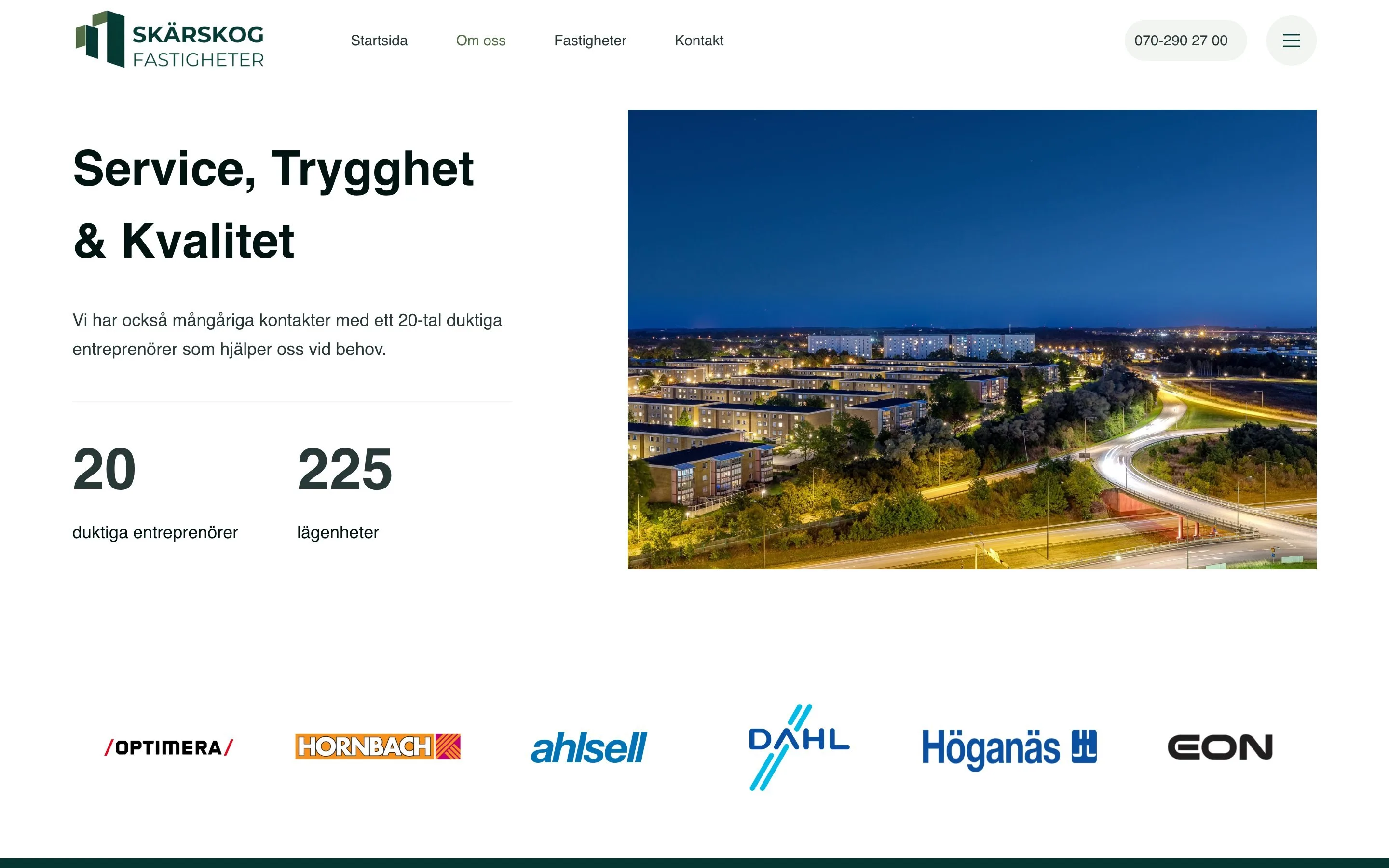 Sidan Om oss på en dator: rubriken ”Service, Trygghet & Kvalitet”, siffrorna 20 och 225 och en rad leverantörsloggor