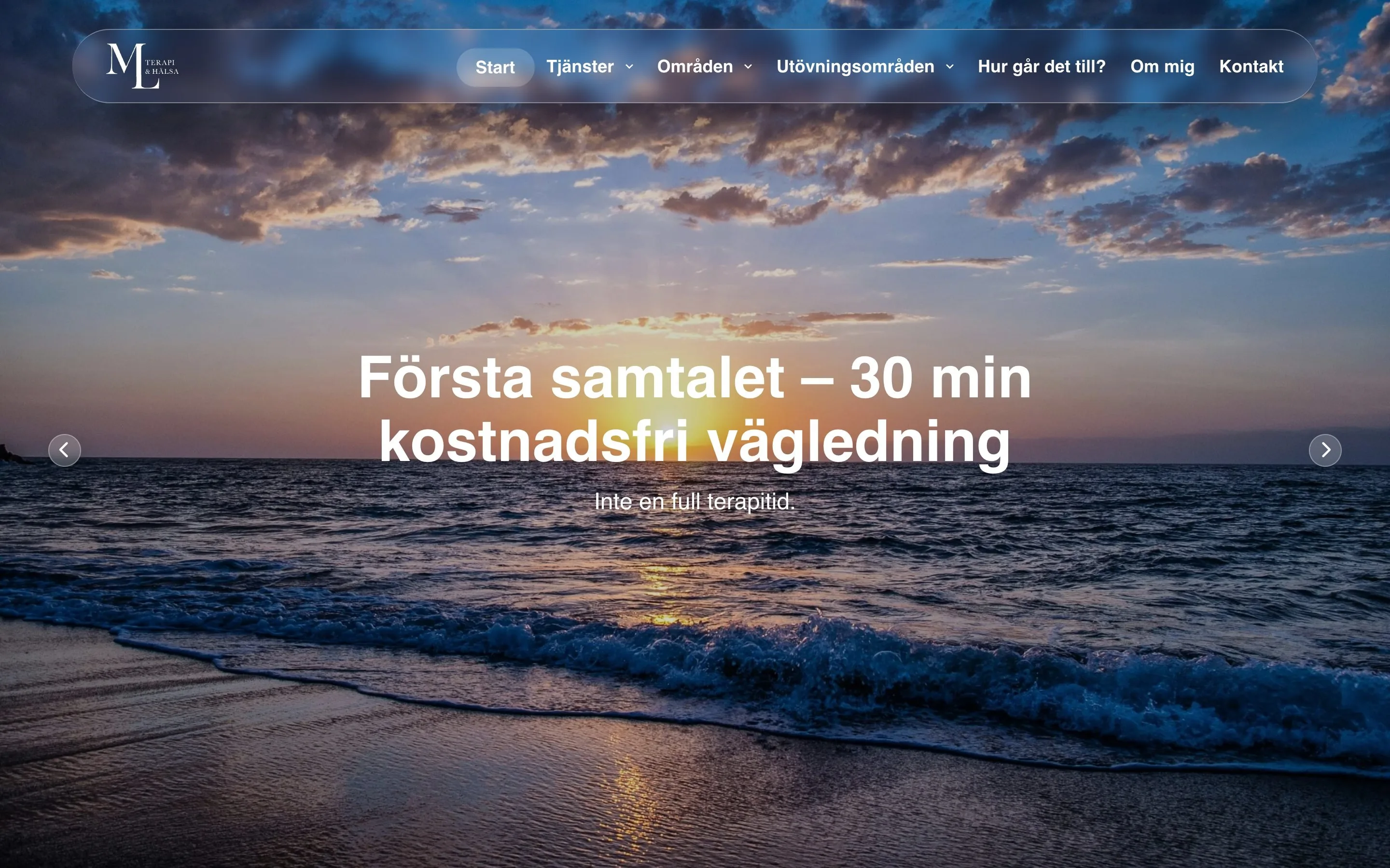 Startsidan på en dator: en solnedgång över havet och texten ”Första samtalet – 30 min kostnadsfri vägledning”